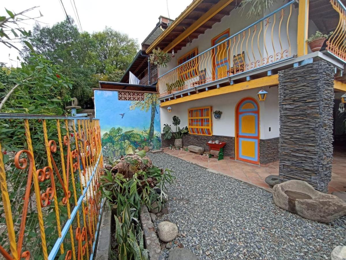 Casa De Las Rocas Hostel Jardin Luaran gambar