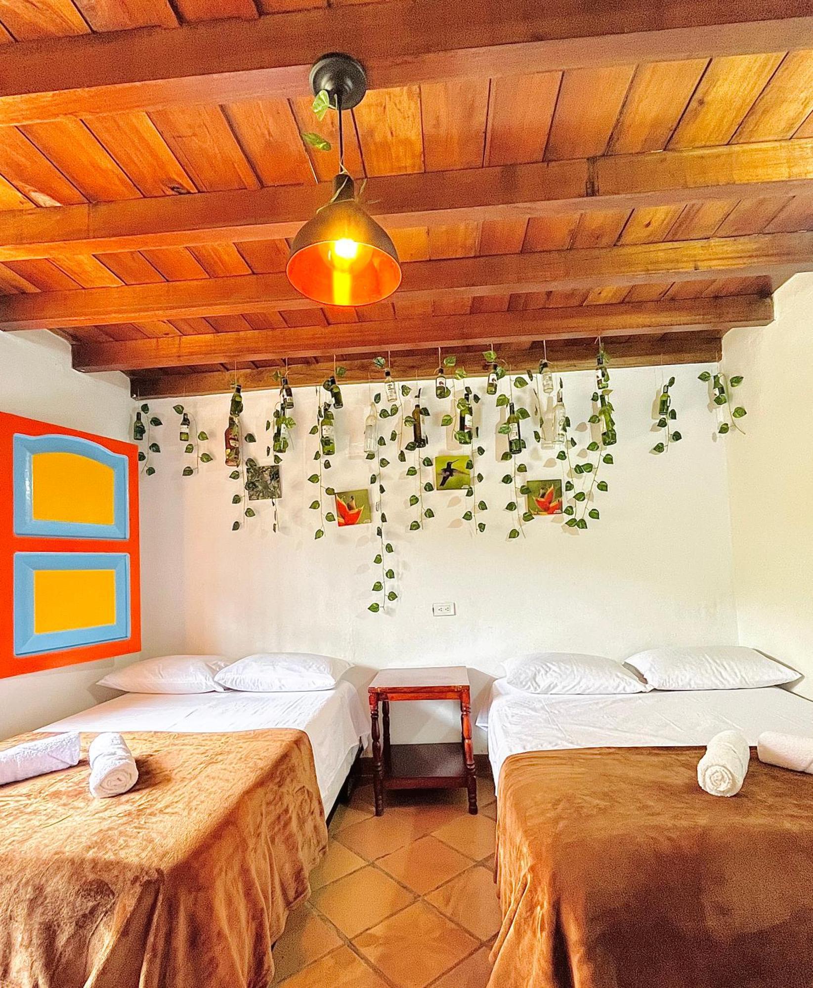 Casa De Las Rocas Hostel Jardin Luaran gambar