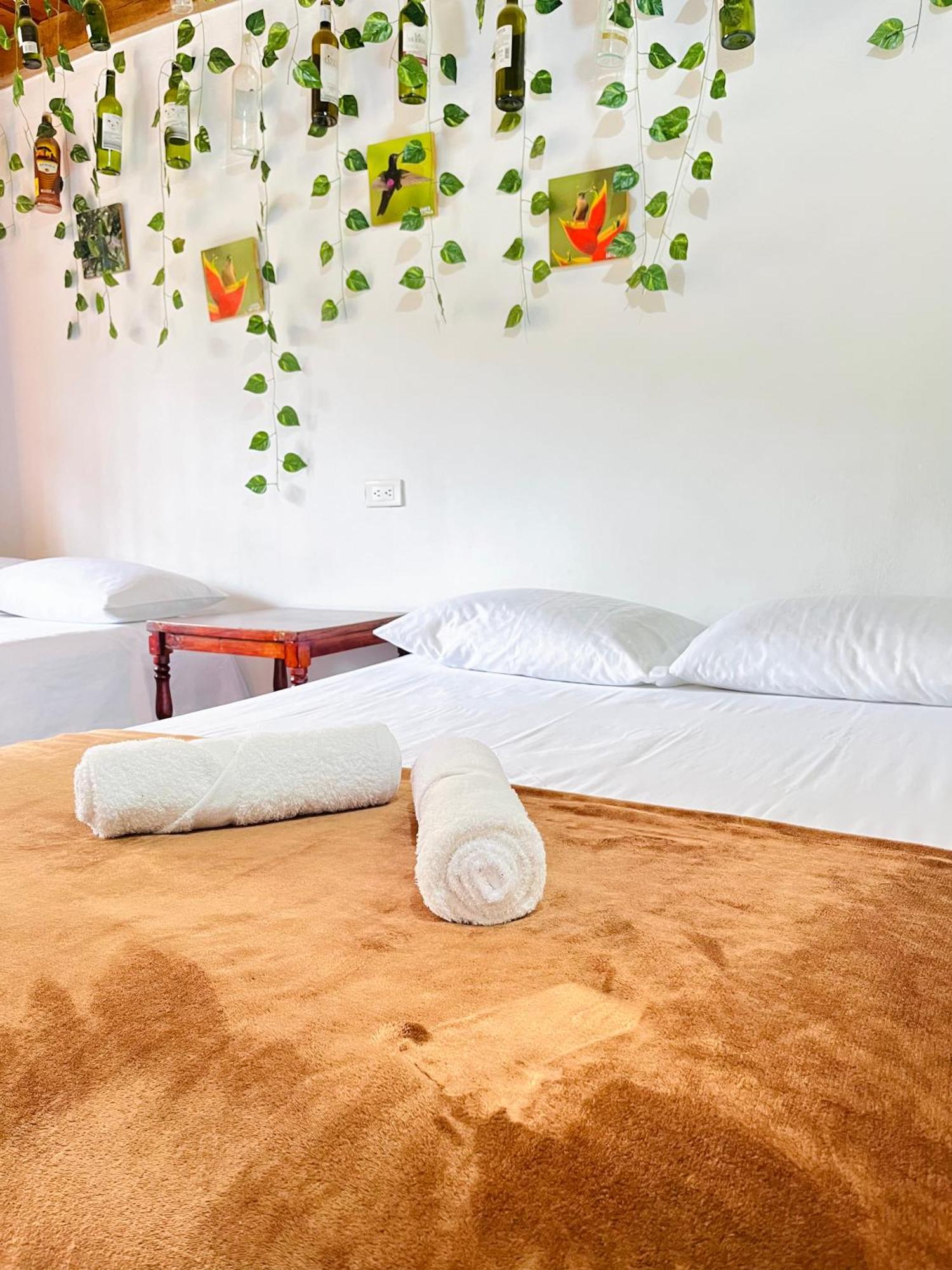 Casa De Las Rocas Hostel Jardin Luaran gambar